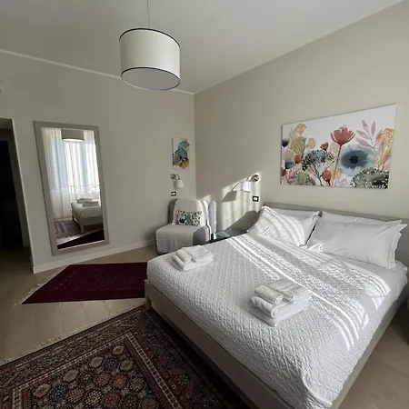 בית הארחה Colosseum Maison 4*