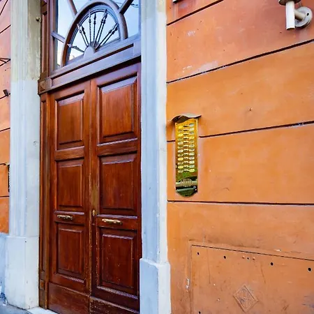 Colosseum Maison 招待所