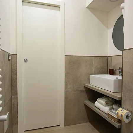 招待所 Colosseum Maison 4*