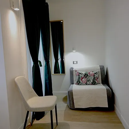 招待所 Colosseum Maison 4*